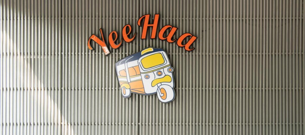 Yeehaa Bangsue Aparthotel Bangkok Exterior foto